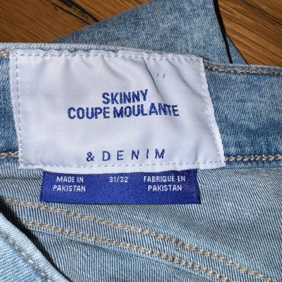 H&M Skinny Coupe Moulante Jeans Light to Medium Wash Size 31/32 - Picture 4 of 5